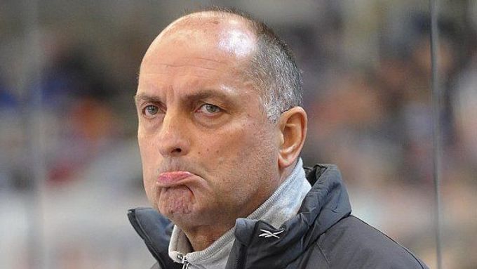 Kometu Brno bude stejně jako v play out i v příští sezoně trénovat Vladimír Kýhos.