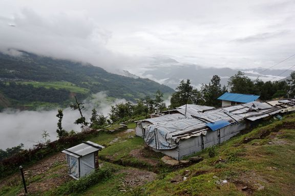Vesnice, do které byla přesídlena komunita z etnika Thami.