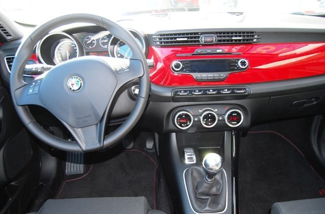alfa romeo giulietta 8