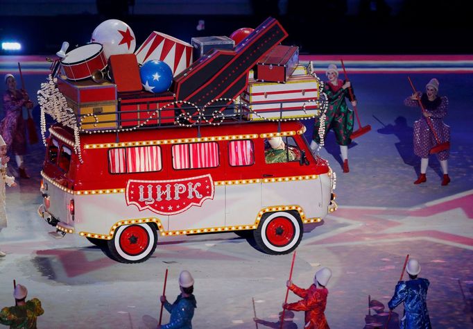 Soči 2014, závěrečný ceremoniál: cirkus